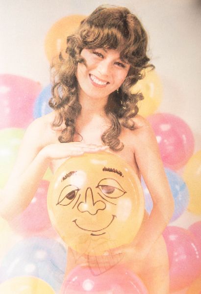 [Curiosa] Érotismes très variés
1900-1990
Bel...