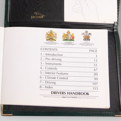 JAGUAR
Manuel 