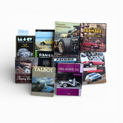 Lot de 10 ouvrages sur le thème de l'automobile...