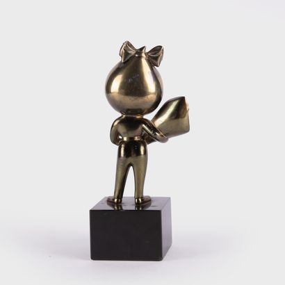 ESSO, Oscar
Rare trophée en bronze représentant...