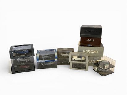Correctif // Lot de 15 voitures miniatures...