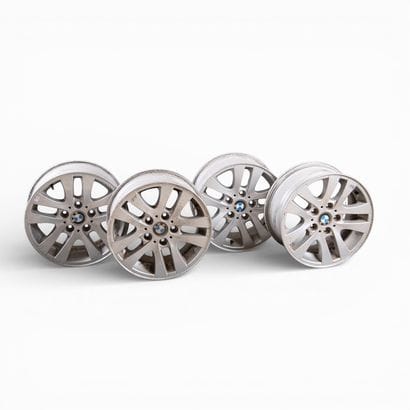 4 BMW rims 
Diameter: 44 cm

Used condit...