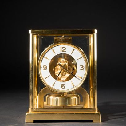 JAEGER LECOULTRE
Pendule Atmos en laiton...