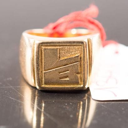 Chevalière de femme or jaune LB 9,4 gr