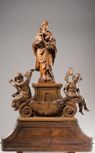 Vierge à l'enfant en buis sculpté, XVIIIe,...