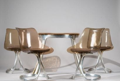 Table ronde, dessus de marbre et piètement...