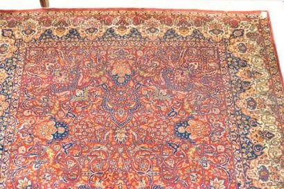 Tapis Iran à fond rouge 284 x 195