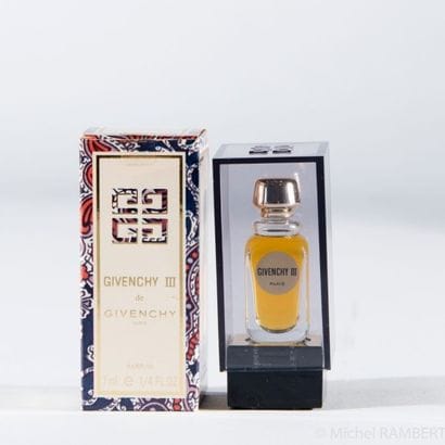 Givenchy - 
Givenchy III, flacon de parfum...