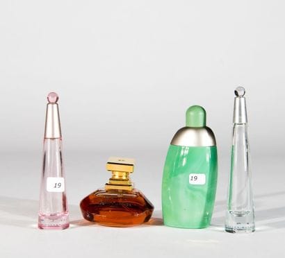 Lot de quatre flacons: Issey Miyake - deux...