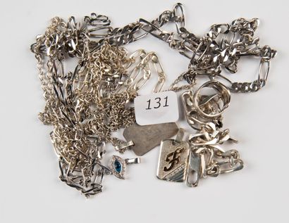 Lot de bijoux en argent et pierres imitation,...