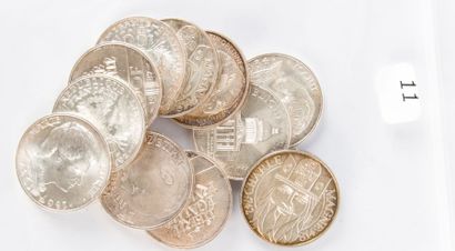 11 Pièces argent 100 FF.
Poids: 165 g