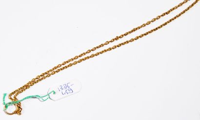 Chaîne avec pendentif en or jaune, poinçon...