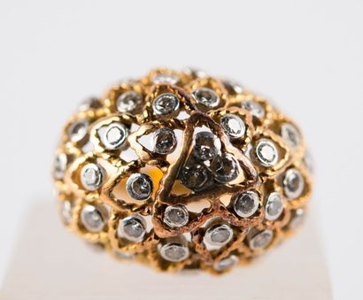 Bague boulle en or jaune et platine sertie...