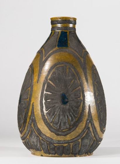 Simonot SISPA - SAVOIE
Grand vase en céramique...