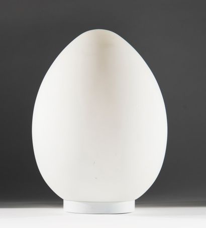 * Ben SWILDENS (1938)
Lampe Uovo (1972).
Globe...