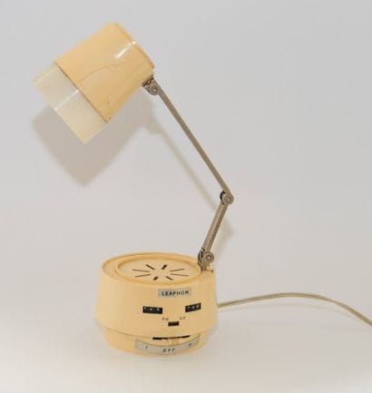 LEAPHON
Lampe radio en bakélite.
Années ...