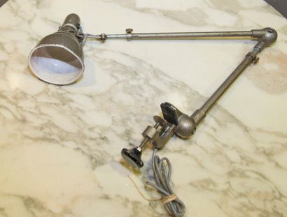GRAS
Lampe articulée pour bureau d'étude.
L:...