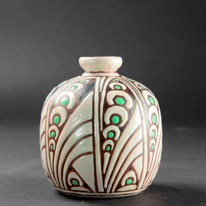 CHARLES CATTEAU (1880-1966) & KÉRAMIS
Vase...