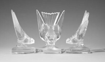 LALIQUE FRANCE
Oiseau en verre moulé-pressé.
Signé.
(On...
