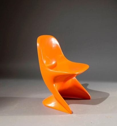 Alexander BEGGE. Chaise pour enfant Casalino...