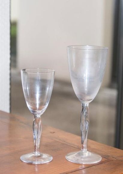 DAUM
Partie de service de verres en cristal....