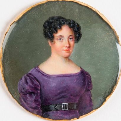 Lot de trois miniatures: portraits de femmes:...