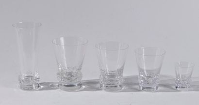 DAUM. Important service de verres modèle...