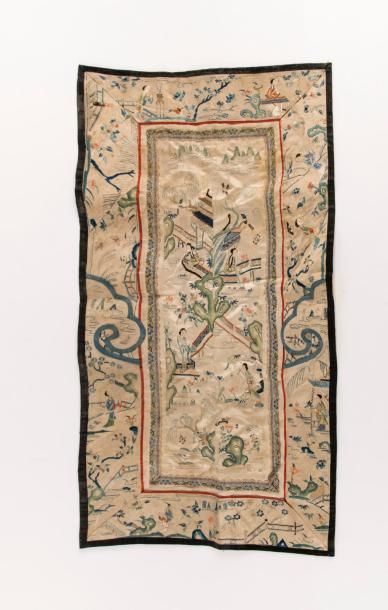 CHINE, fin du XIXème siècle. Broderie sur...