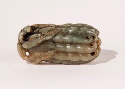 CHINE, fin du XIXème siècle. Groupe en jade...