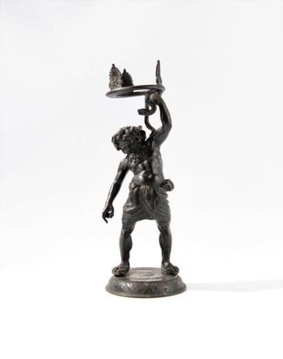 Silène porteur en bronze. Epreuve à patine...