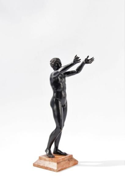 Orant, d'après l'antique. Epreuve à patine...
