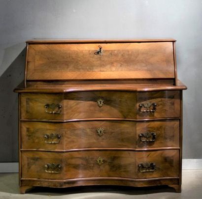Commode-scriban, marqueterie d'encadrement,...