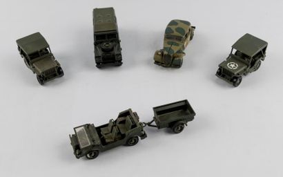 Solido, lot de 5 véhicules militaires , bon...
