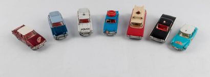 Corgi Toys, lot de 7 voitures sans boite,...