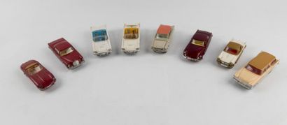 Corgi Toys, lot de 8 voitures sans boite,...