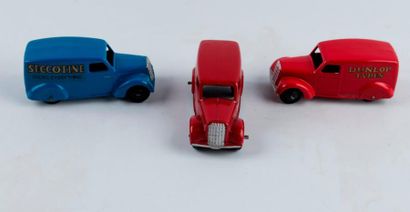 Dinky Toys England, 3 fourgonnettes 28 3ème...