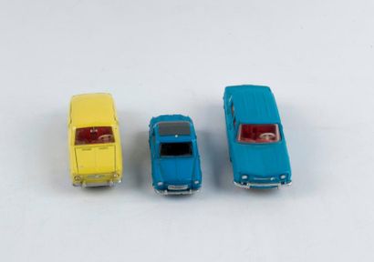Dinky Toys France, lot de 3 voitures : Fiat...