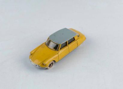 Dinky Toys France, Citroen DS19 réf 24C,...