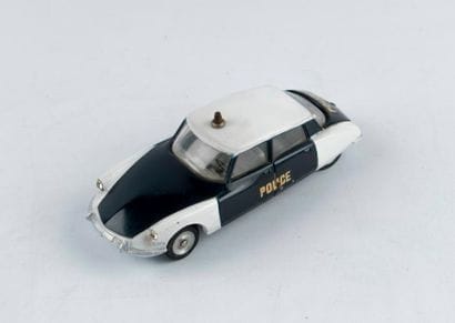 Dinky Toys France,Citroen DS 19 réf 530 noire...