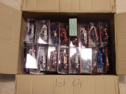 Lot composé de 64 voitures avec ou sans boite...