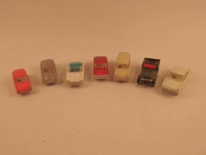 Model Pet, lot de 7 voitures sans boite,...