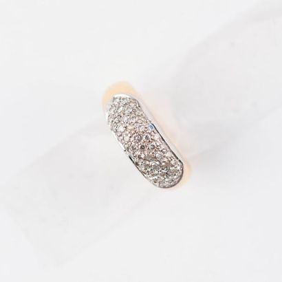 Bague bandeau pavée de diamants, monture...