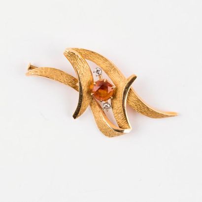 Broche en or jaune 750 millièmes (18K) ornée...