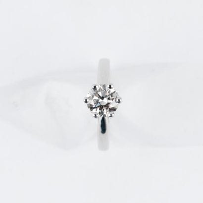 Bague solitaire or gris 750 millièmes (18k)...