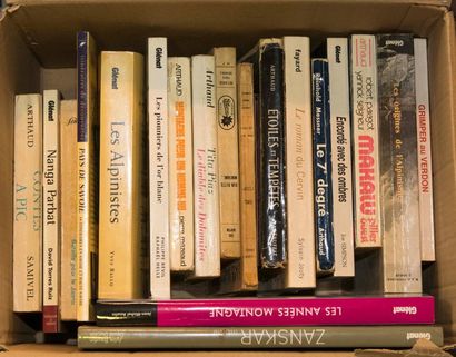 (MONTAGNE 18).
Lot de 19 livres. Grimper...