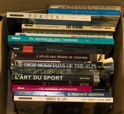 (MONTAGNE 19).
Lot de 13 livres. Escalades...