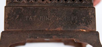 Tirelire américaine en fonte peinte «  Organ...