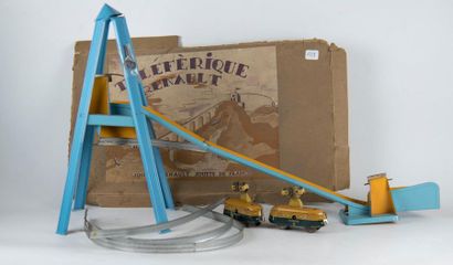 CIJ, téléphérique Renault en bon état réf...