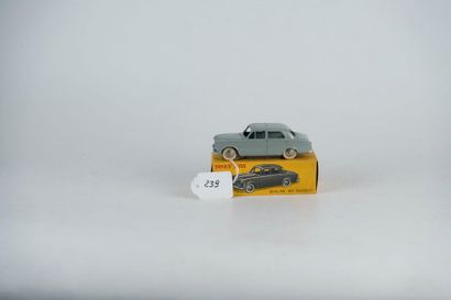 DTF : Peugeot 403 réf 24B, grise, neuve en...