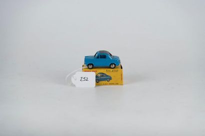 DTF : Vespa 2CV réf 24L bleue, capote grise,...